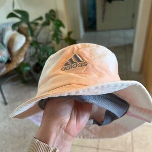 Women’s adidas Tie-dye Bucket Hat
